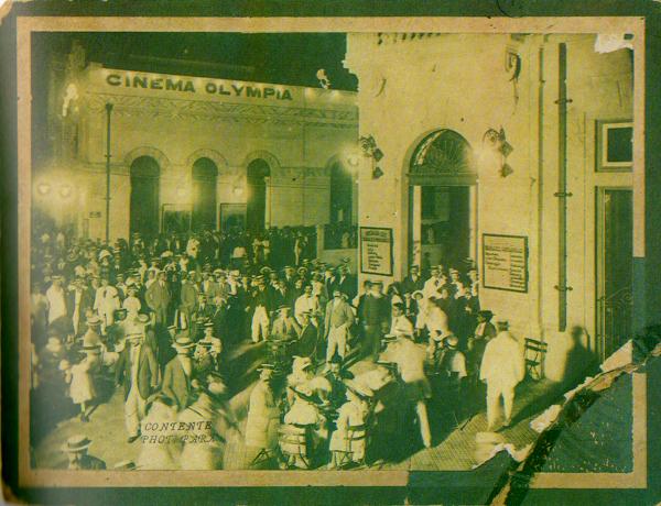 Cinema Olympia visto do terraço do Central Hotel 1920